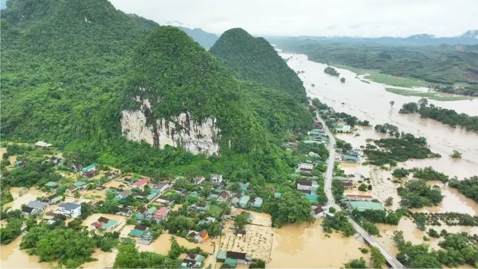 Quốc lộ 7A bị ngập đoạn qua Nghệ An  